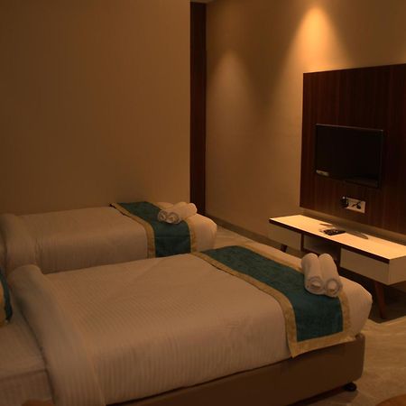 Hotel Tanisha Kishanganj Экстерьер фото