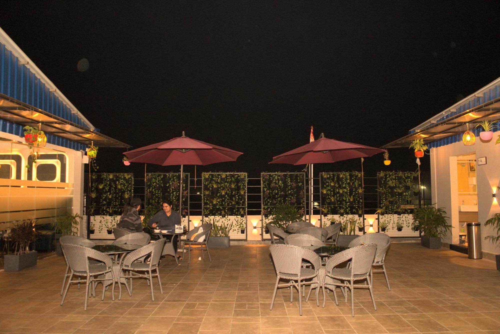 Hotel Tanisha Kishanganj Экстерьер фото