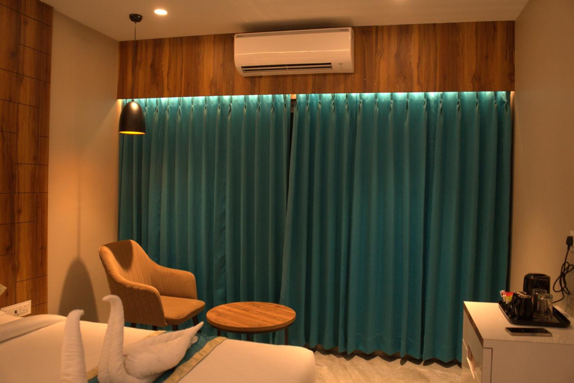 Hotel Tanisha Kishanganj Экстерьер фото